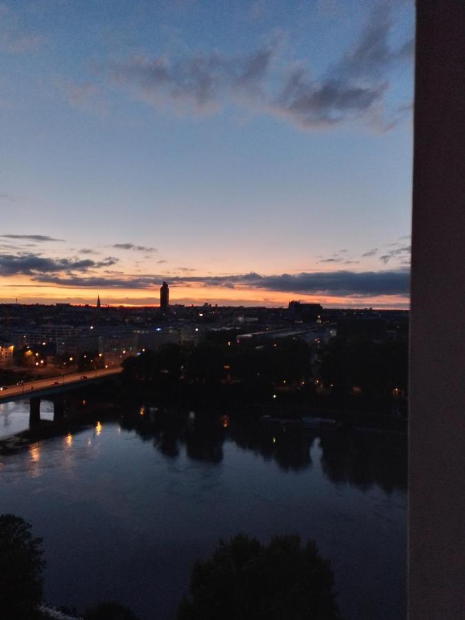 Appartement Standing Vue Panoramique Sur Nantes Bagian luar foto